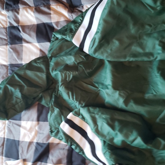 Men's Green, Black,  White, XL Russell Hooded Jacket - Picture 7 of 7
